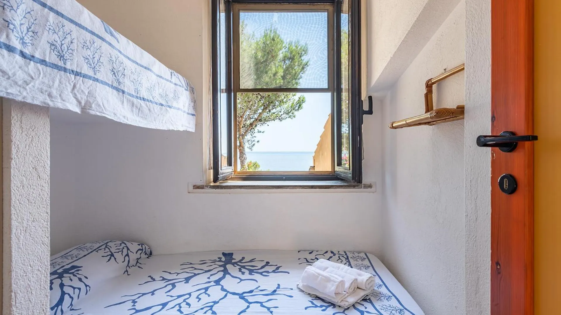 Villetta Vista Mare A 100 Mt Di Distanza Villasimius Villa